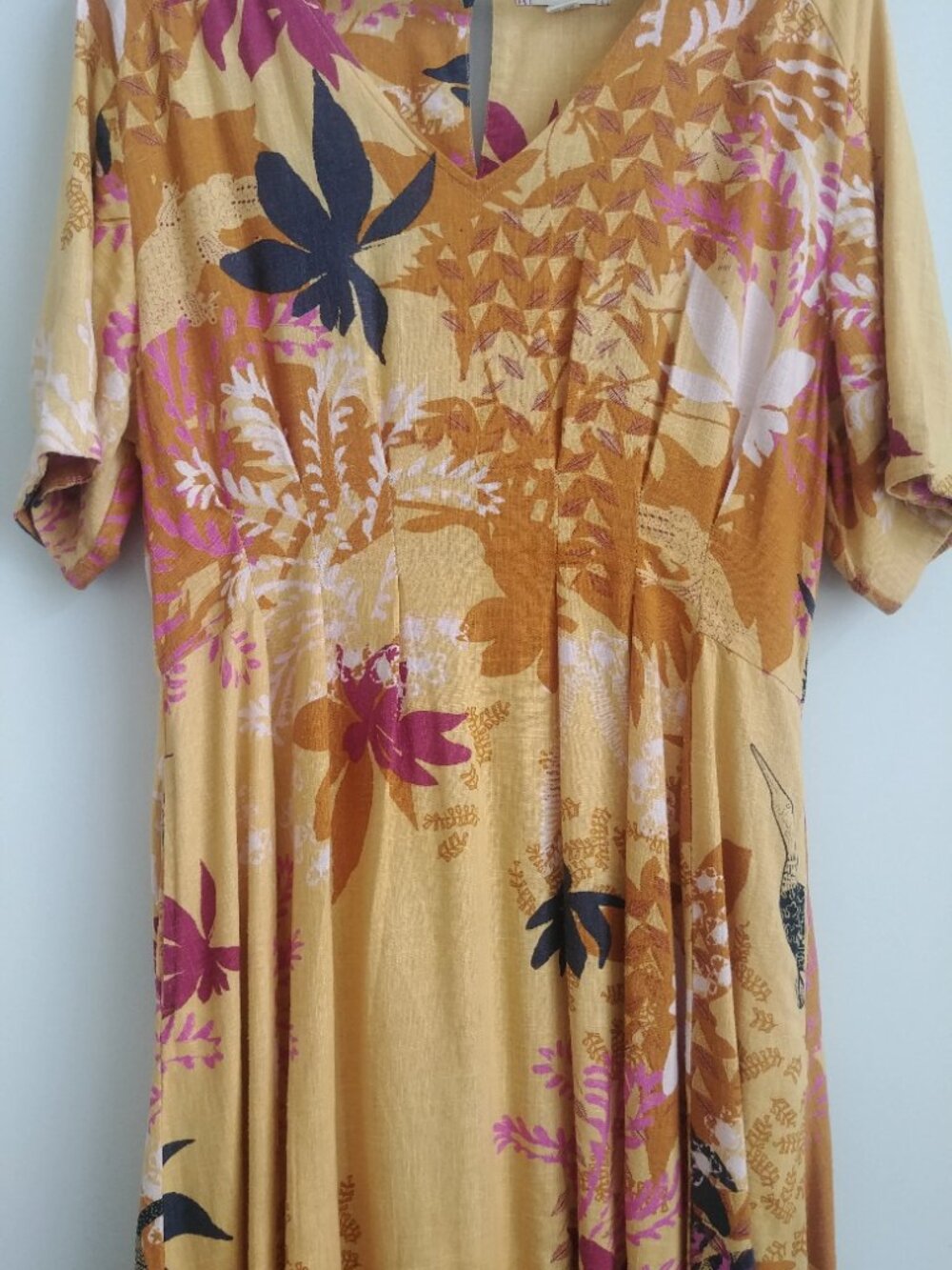 White Stuff UK linen blend midi dress deep yellow patterned dress V neck - Picture 6 of 15